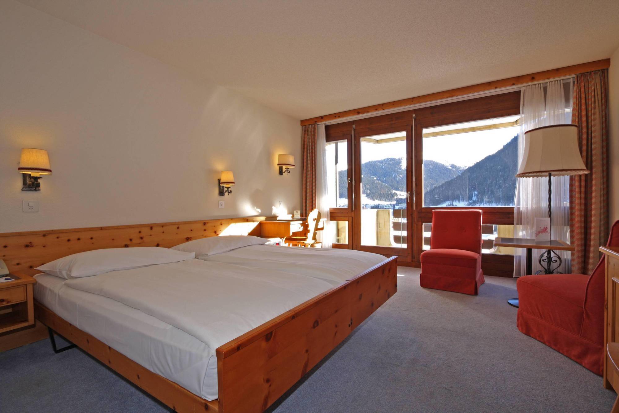 Hotel Central Sporthotel Davos 4*